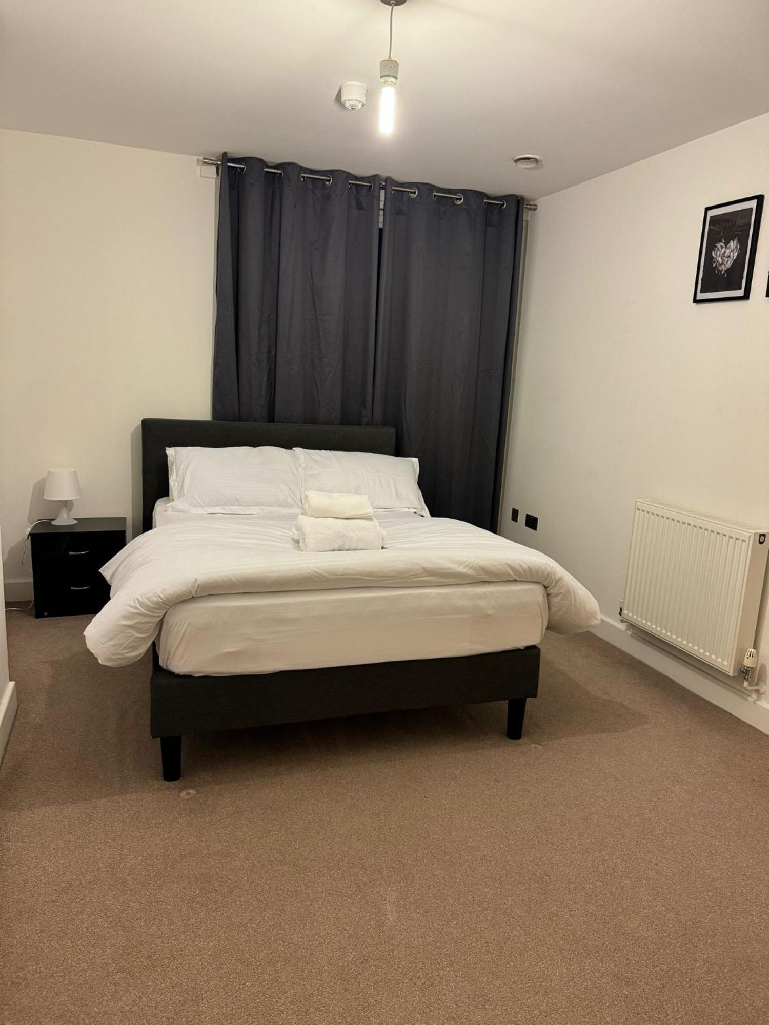 Spacious 2 Bedrooms Apartment In Stratford Лондон Экстерьер фото